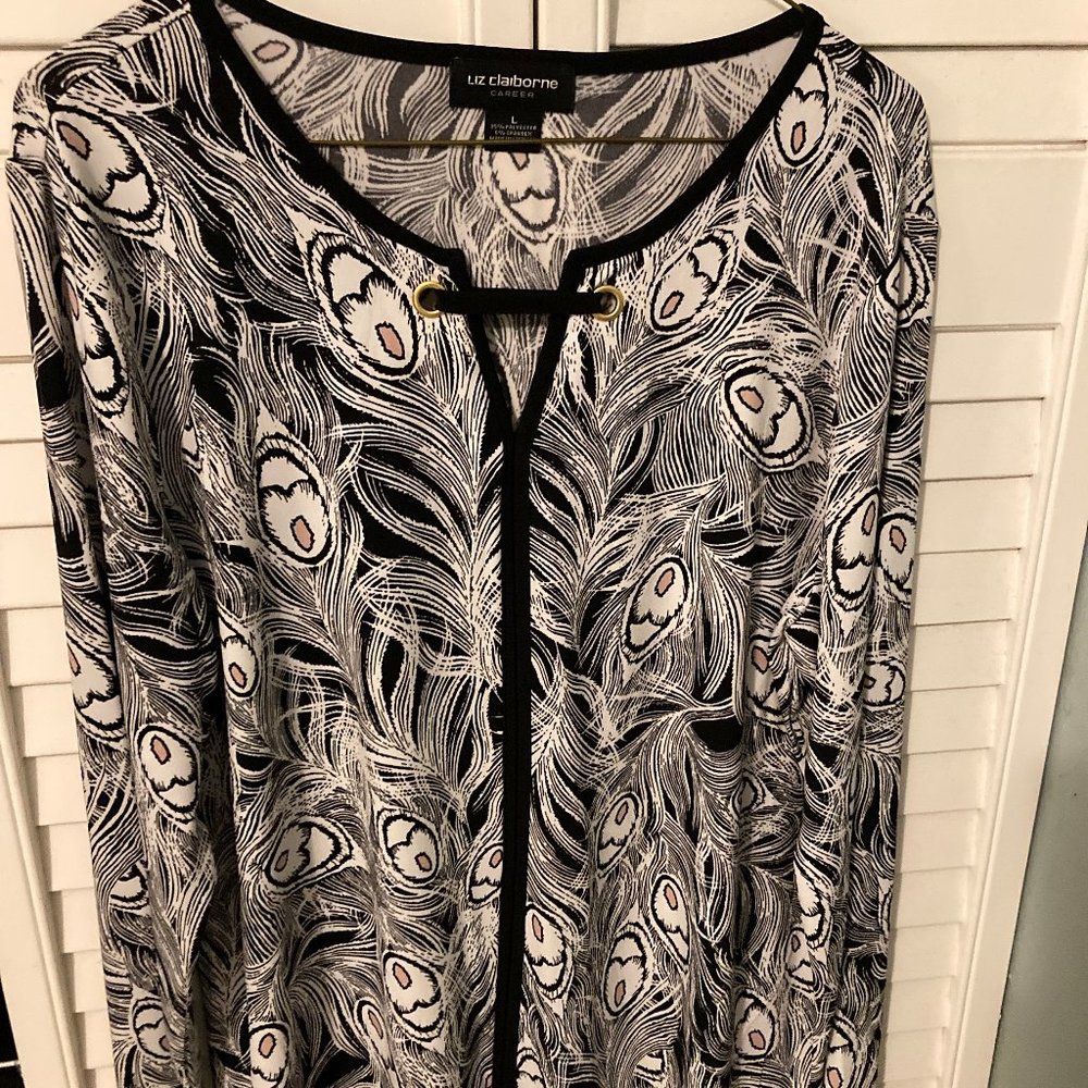 Liz Claiborne top size L